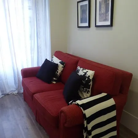 아파트 Confortable 1 Bedroom At Roma Avenue - 1a