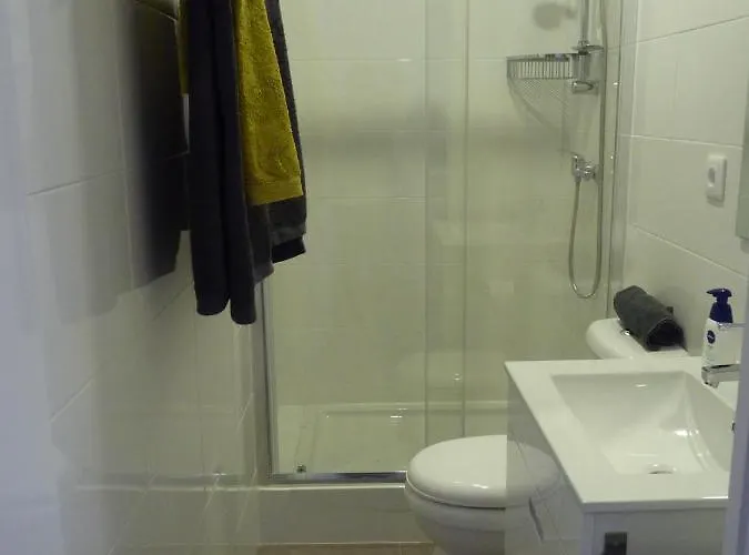 Apartment Confortable 1 Bedroom At Roma Avenue - 1a Lisbon